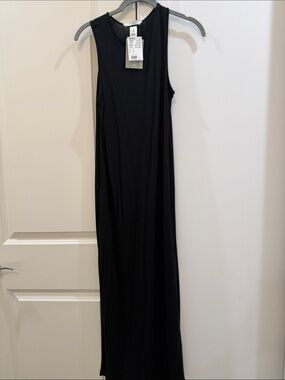 H&M Black Sleeveless Maxi Dress